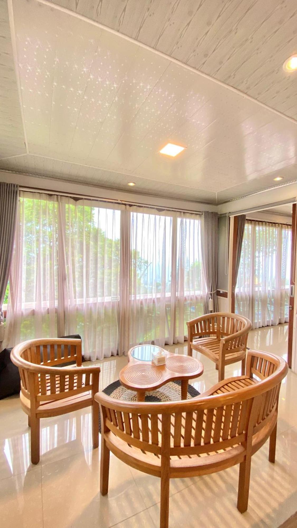 De Pointe Resort & Resto Campaka Ngoại thất bức ảnh